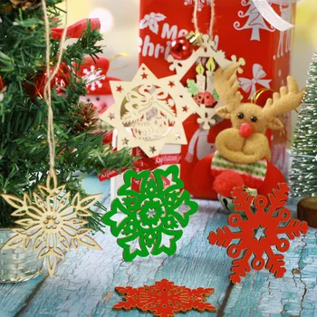 50 Kusov Nedokončené Dreva Snowflake Ozdoby Vianočné Drevené snehové Vločky Zdobené Vianočný Strom Závesné Dekorácie s Čerpá