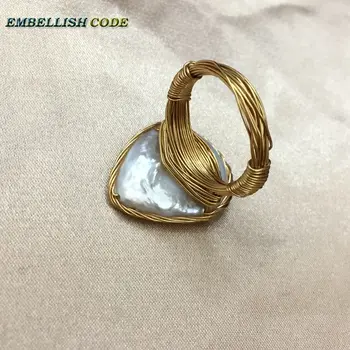 NOVÝ Návrhár zlaté drôty s veľkými rozmermi, barokový sladkovodných kultivovaných mince perly ploché ruku, aby kruhu bielej farby pre ženy darček