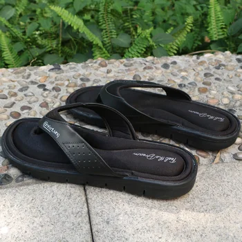 2021 Letné Módne Mens Flip Flops Anti-slip Čierny pes Sandále Pohodlné Klasické Plážové Šľapky Pre Mužov Listov Pamäťovej Peny