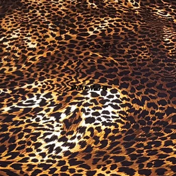 2018 Nových Prírastkov Obrus Zahustiť Velvet Textílie Jedáleň Leopard grainTable Zahŕňa High-end obrus