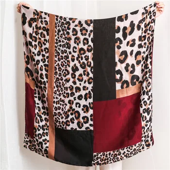 2020 Luxusné Lady bavlneného materiálu šatku Jesenné a zimné Móda teplé Nový štýl Bavlna hodvábne šatky dámske Leopard Tlač šatka