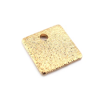 30PCS Hrúbka 8 mm a 0,7 MM 24K Gold Farbe Mosadze Matné Námestie Charms Vysokej Kvality Diy Šperky Zistenia Príslušenstvo