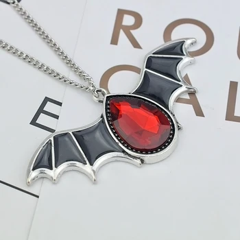 Red Crystal Black Wings Bat Náhrdelník Prívesok pre Ženy Gotický Antique Silver Farba Dlhé Náhrdelníky Mužov, Šperky, Doplnky, Darčeky