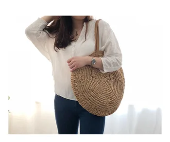2018 nové kolo slamy taška plážová taška tkané veľkú kapacitu jediný ramenný strane háčkovanie Letné dievča taška