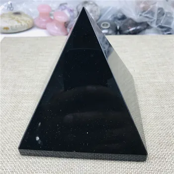 Black Prírodné Obsidian Kremenné Kryštály, Pyramídy Liečenie Kryštálmi pre Remeslá Lesklé Povrchu Kamene a Kryštály pre Dekorácie