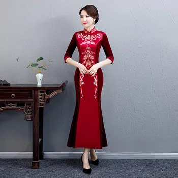 Velvet Výšivky, Kvetinové Ženy Qipao Plus Veľkosť Čínskom Štýle Patchwork Večer Party Šaty Zimné Nové Cheongsam Sexy Vestidos