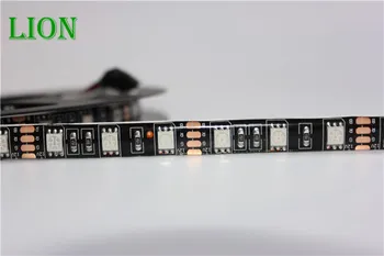 DC12V Black PCB LED Pásy 5050 RGB +44Key IR diaľkové cotroller 60 led/m Čierna PCB vodovzdorná pásy svetla,5m/veľa RGB