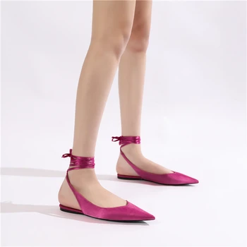 2021 Európskych a Amerických jar nové poukázal ploché topánky dámske saténové látky členok popruhu topánky