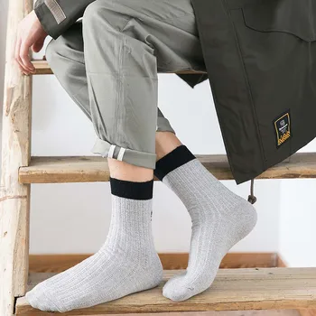 Zimné Nové pánske Teplo Výšivky Farbou Retro Čistej Bavlny Bežné Kvalitné Ponožky 5 Pár