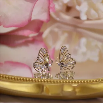 Klasické Nádherné Cubic Zirconia Motýľ Zlaté Stud Náušnice pre Ženu, Luxusný Nový kórejský Náušnice Strany Príslušenstvo Šperky