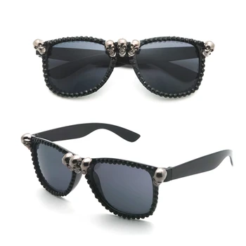 VIVIBEE Ženy Čierny Lebkový Drahokamu Halloween slnečné Okuliare 2020 Trend Nádherný Cat Eye Slnečné Okuliare pre Dámy Kolo Gotický Odtiene