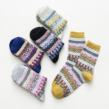 5Pairs/veľa Nových Witner Hrubé Teplé Vlny Ženy Ponožky Snehu Vzor Vintage Vianočné Ponožky Farebné Ponožky Darček Zdarma veľkosť YM7016