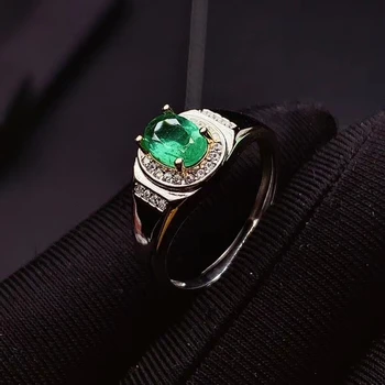 Nové 925 silver mužov krúžok emerald krúžok Prírodné reálne emerald darček k narodeninám dobrú farebnú nádheru v návrhu čistý pocit zásnubný prsteň