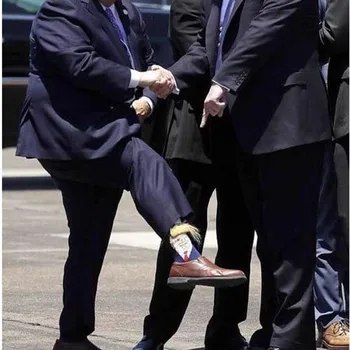 Vtipné Trump Ponožky 2020 Voľbách Vtip Prezident Donald Trump Ponožky S Žltá Falošné Vlasy Unisex Ponožky Pánske Kompresné Ponožky